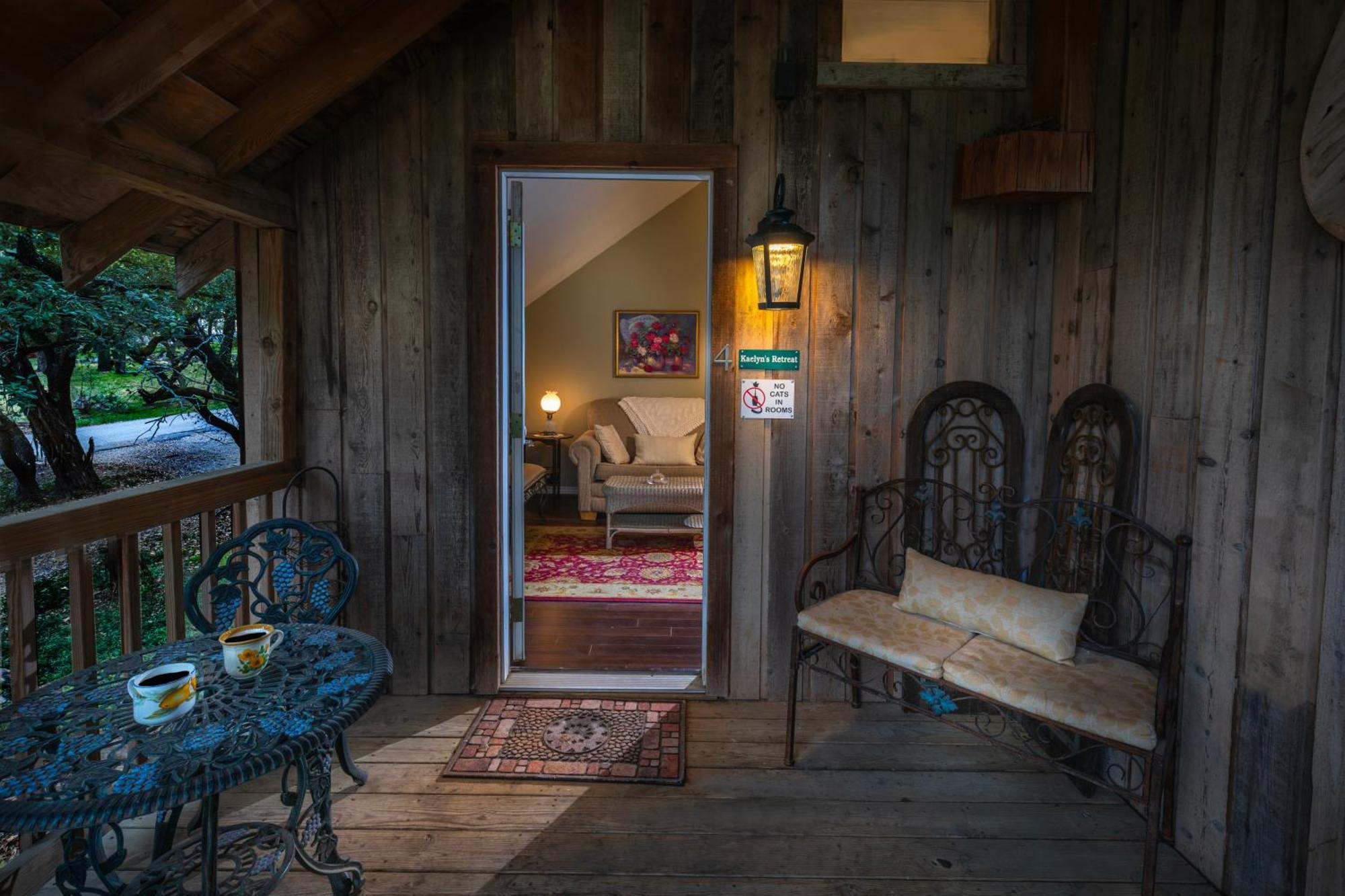 Bed And Breakfast On White Rock Creek Уэйко Экстерьер фото
